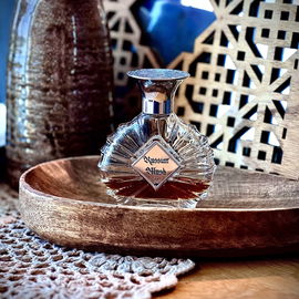 Russian Musk II - Areej Le Doré