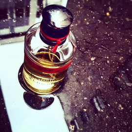 The detail's in the cap