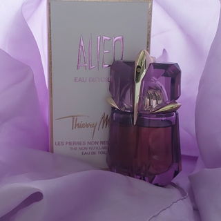 Alien (Eau de Toilette) by Mugler