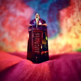 Alien (Eau de Parfum) - Mugler