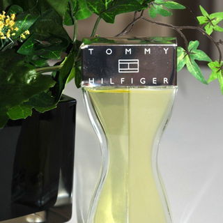 Freedom for Her - Tommy Hilfiger