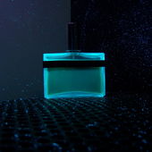 Mehr weißlicht bringt die wahre Flakonfarbe zum Vorschein. UV zum Trotz (von Whadelse89)