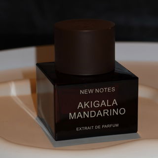 Akigala Mandarino von New Notes