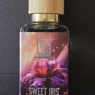 Sweet Iris Extrait 6 von The Dua Brand