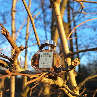 Crêpe de Chine (Parfum) - F. Millot