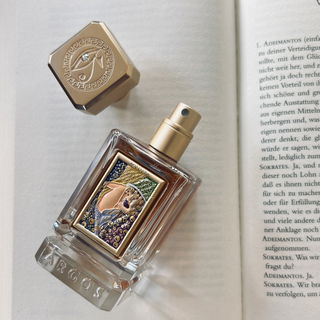 An olfactory interpretation of Greek mythology combined with ancient Greek philosophy ✨