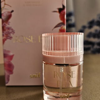 Rose Era by Snif