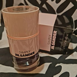 Simply (Eau de Parfum Poudrée Intense) - Jil Sander