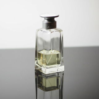 Sir Avebury von Oriflame