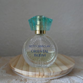Oriental Bloom (Eau de Toilette) von Betty Barclay