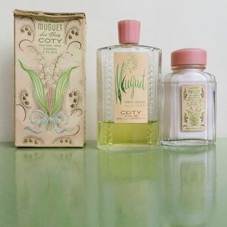 Eau de Toilette (Flakon-Design 1936) und Puder