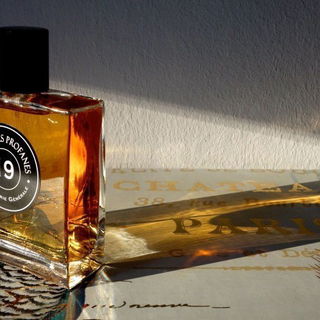 19 Louanges Profanes - Pierre Guillaume