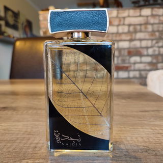 Najdia (Eau de Parfum) - Lattafa / لطافة