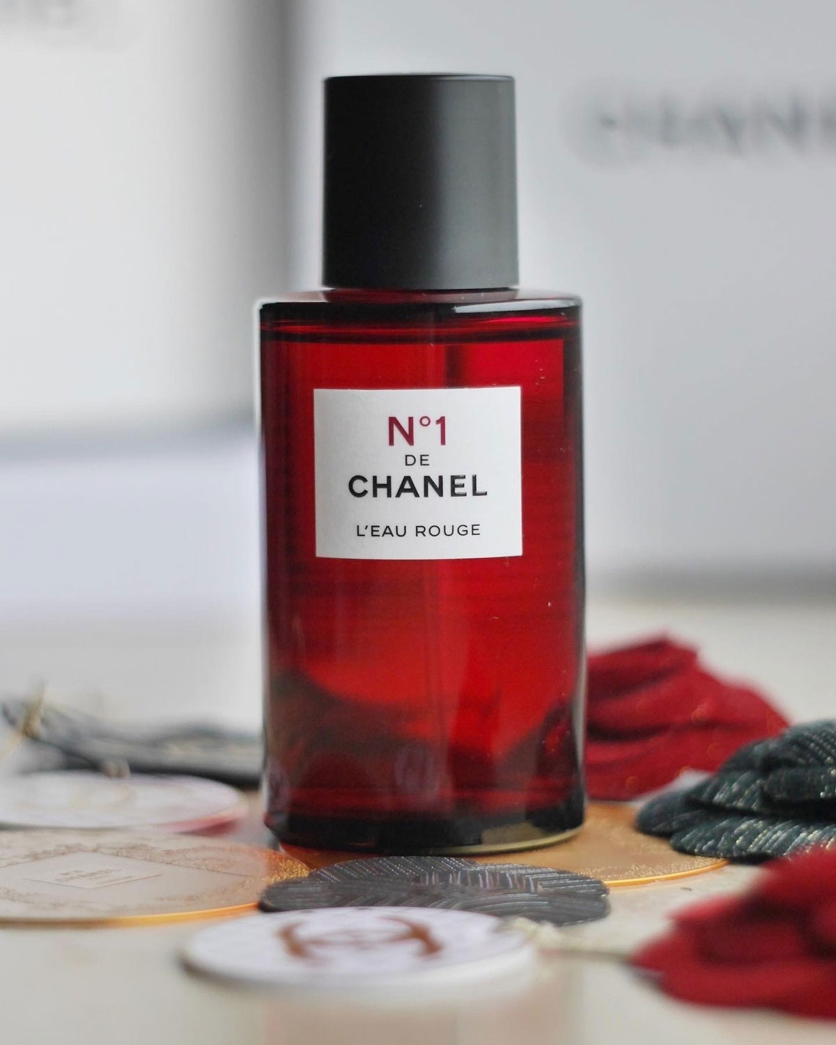 N°1 L'Eau Rouge by Chanel » Reviews & Perfume Facts