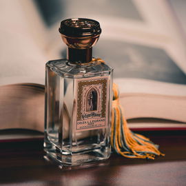 Voyage à Paris - Fragrance Du Bois