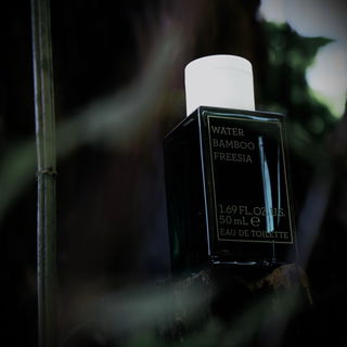 Water | Bamboo | Freesia - Korres