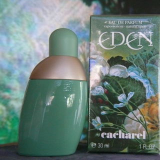 Eden von Cacharel