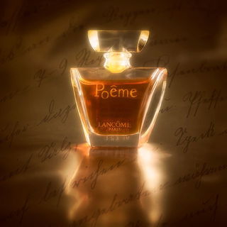 Poême (Eau de Parfum) by Lancôme