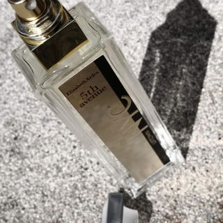 5th Avenue NYC Uptown - Elizabeth Arden
