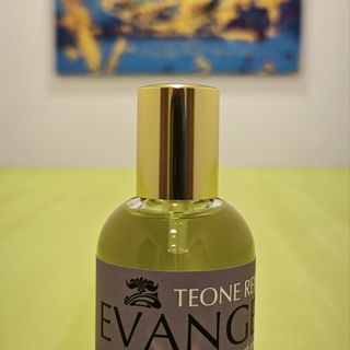 Evangeline von Teone Reinthal Natural Perfume