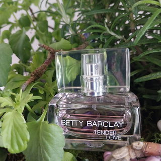 Tender Love (Eau de Parfum) by Betty Barclay