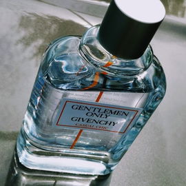 Gentlemen Only Casual Chic - Givenchy
