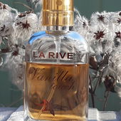 ❄💙🥰 Über dem Vanillehimmel  leuchten Federsterne. Vielen lieben Dank für Eure Besuche bei meinem Foto mit dem keksigen Vanilleduft und mir. Ich freue mich sehr darüber. Einen schönen Tag,  eine sonnige Resrwoche und ein zauberhaftes Winterwochenende. Alles Gute und liebe Grüße wünscht Euch Kailani 🌸💙🥰 (von Kailani)