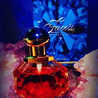 Facets von Avon