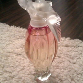 Love fills L'Air du Temps - Nina Ricci