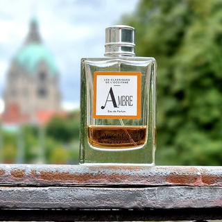 ***Warm-weich vanille-tonka-verambert mit Pflaumenfruchthauch. Perfekte Duftumarmung für den Herbst und kühle Spätsommertage. Lieben Dank fürs Vorbeischauen. 🥰***