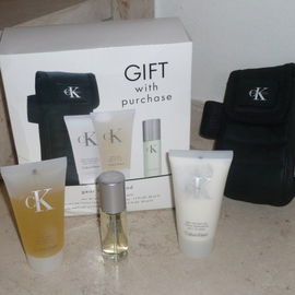 CK One Gift Set