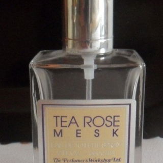 Tea Rose Mesk von Perfumer's Workshop