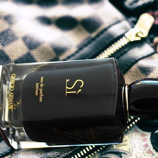 Sì (2014) (Eau de Parfum Intense) by Giorgio Armani