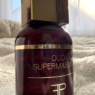 Oud (Extrait de Parfum) by Les Eaux Primordiales