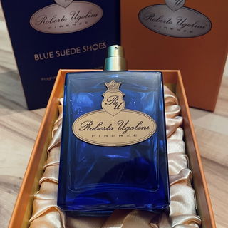 Blue Suede Shoes von Roberto Ugolini