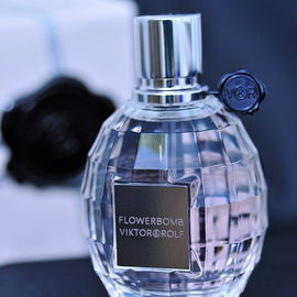 Flowerbomb (Eau de Toilette) - Viktor & Rolf