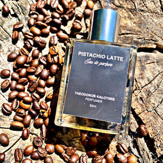 Pistachio Latte von Theodoros Kalotinis