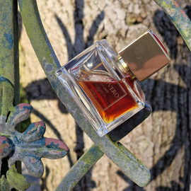 ***Blumig-orientalische Opulenz trifft zeitlose Eleganz, selbstbewusst und feminin. Für den großen Abend geeignet. Lieben Dank für Eure netten Worte. Ich freu' mich. 🥰🧡🤎***