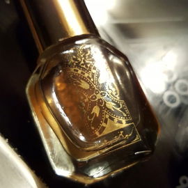 Dahn Al Oud - Junaid Perfumes