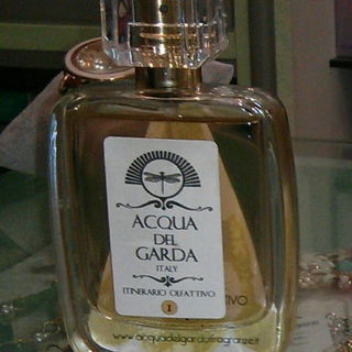 N.1 Vinaccioli e Spezie / Itinerario Olfattivo I - Acqua del Garda