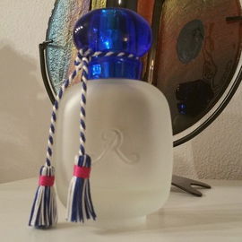 Une Rose au Bord de la Mer - Les Parfums de Rosine