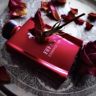 Essence Oud - Ferrari