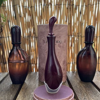 Féminité du Bois (Eau de Parfum) by Shiseido