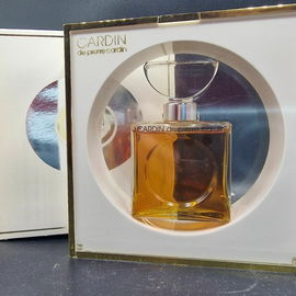 Crown Rose - Crown Perfumery