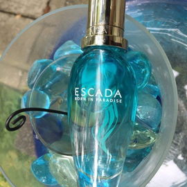 Born in Paradise - Escada