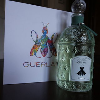 La Petite Robe Noire Ma Robe Pétales von Guerlain