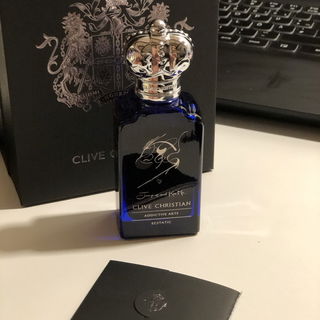 Jump Up and Kiss Me Ecstatic von Clive Christian