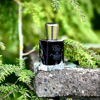 War and Peace III (Extrait de Parfum) - Areej Le Doré