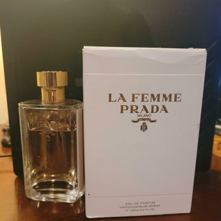 La Femme von Prada