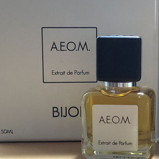 A.E.O.M. von Aura Perfume